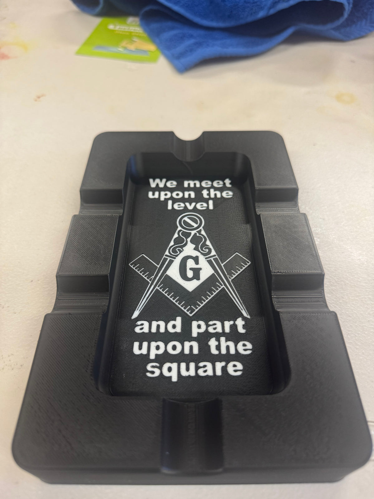 Freemason Key cigar asktry